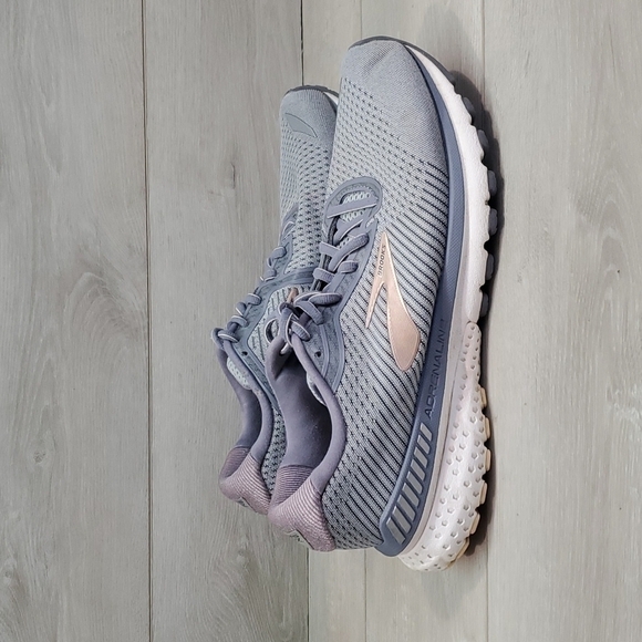 Brooks Womens Adrenaline GTS 20 Running Sneakers shoes 10.5 Medium B - Picture 2 of 13